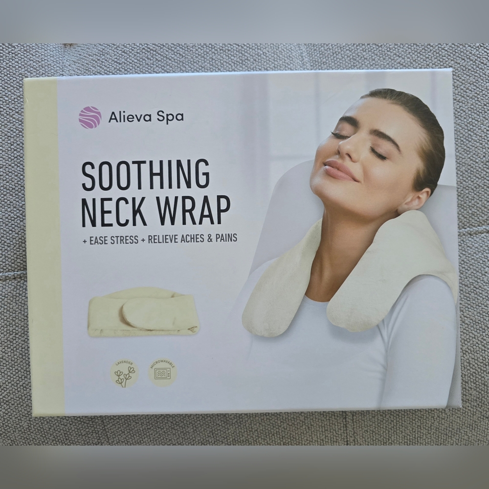 Soothing Neck Wrap - Cream